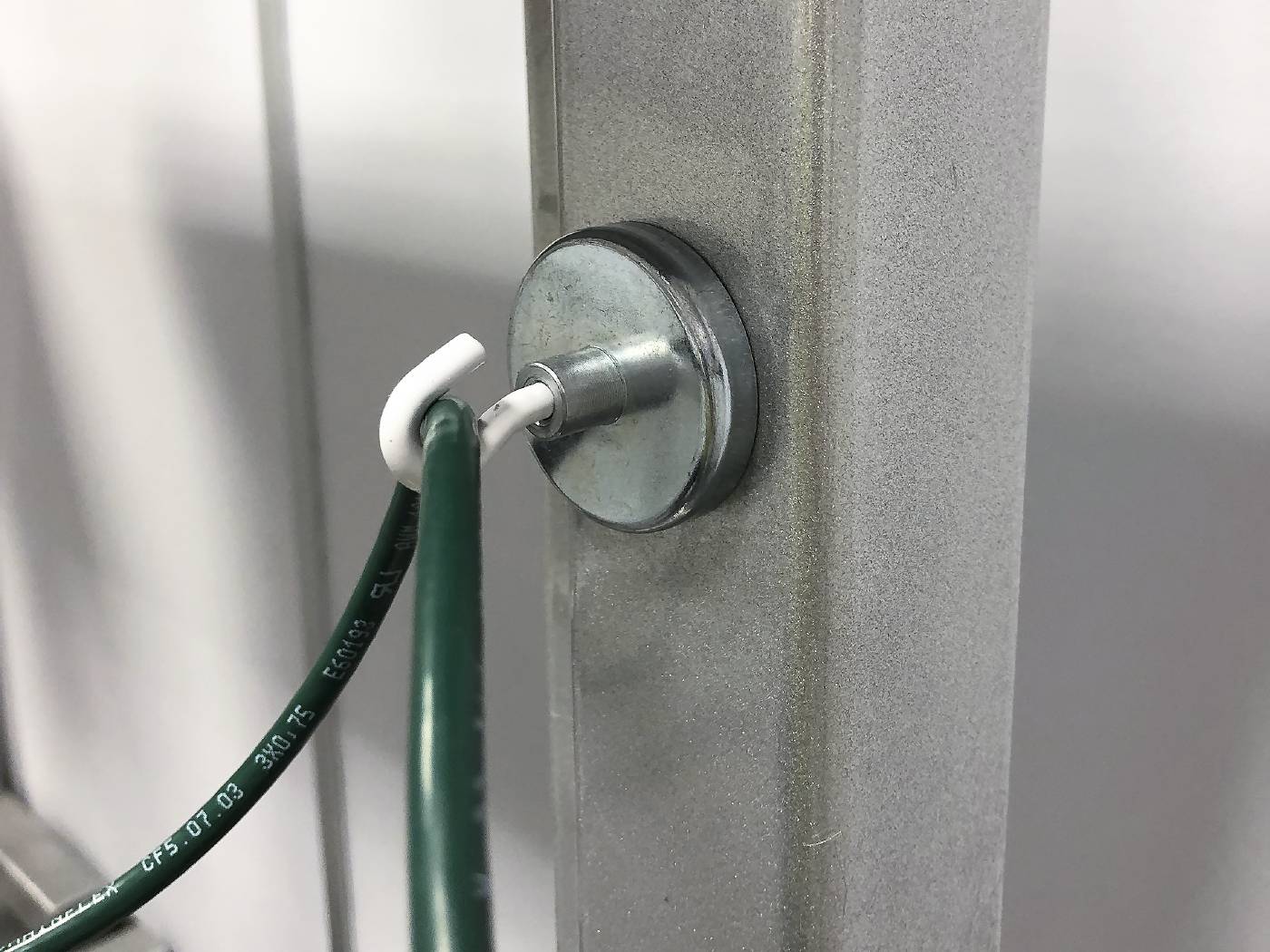 with threaded fitting Eclipse Toolstore by Luna Group